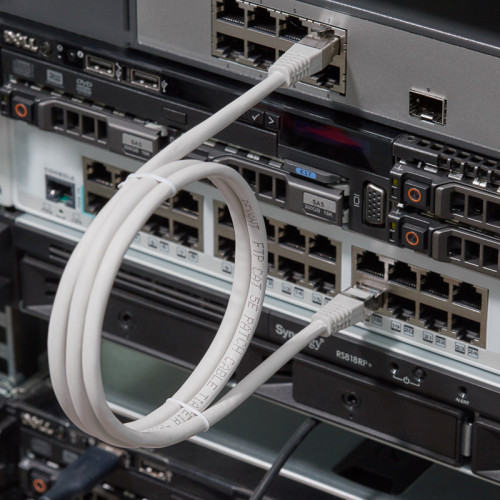 Шнур коммутационный,  патч-корд F/UTP RJ45-RJ45, CAT 5e,  ZH нг(А)-HF,  серый,  1м REXANT